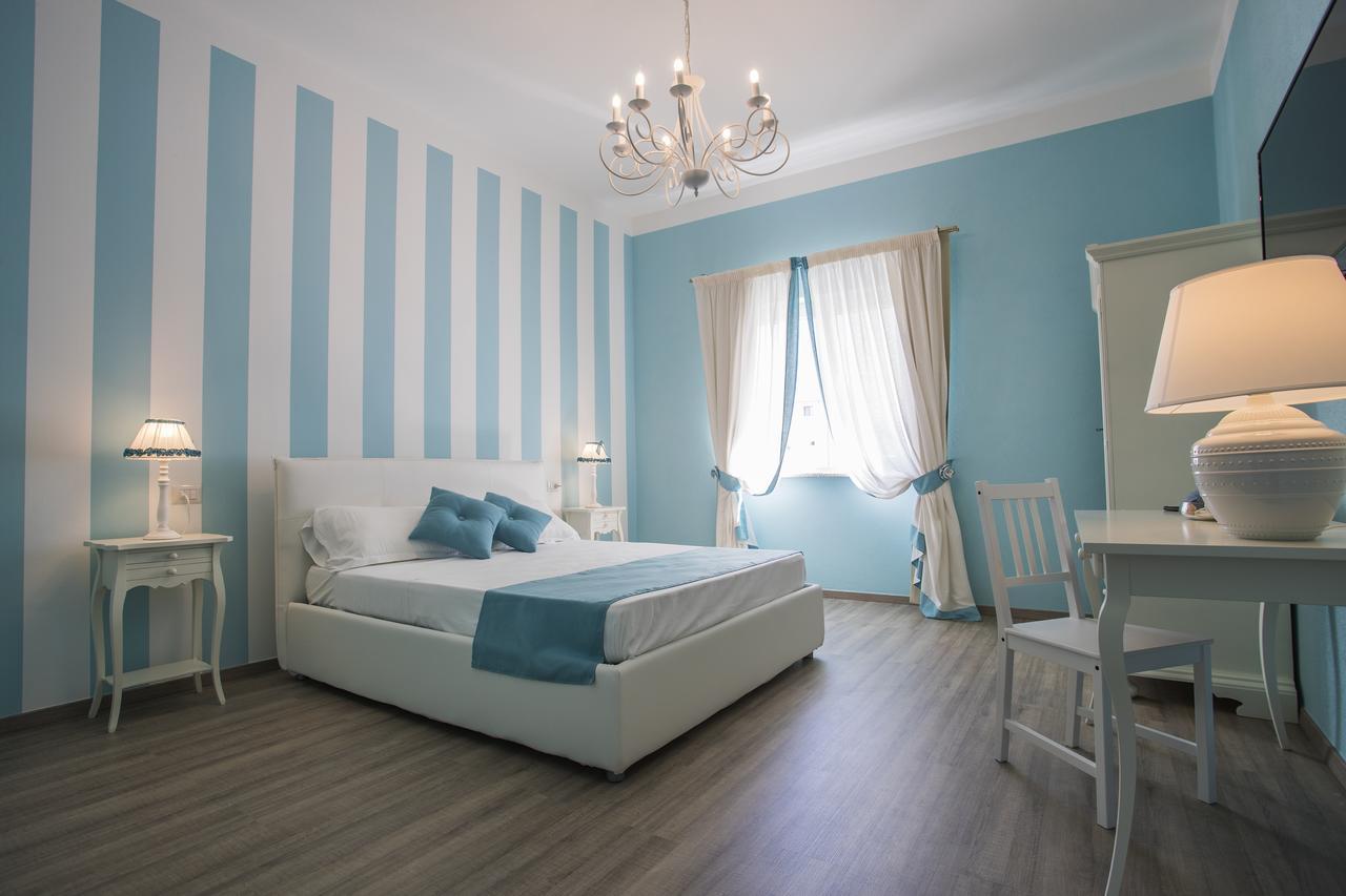 Les Suites Magnolia Όλμπια Εξωτερικό φωτογραφία