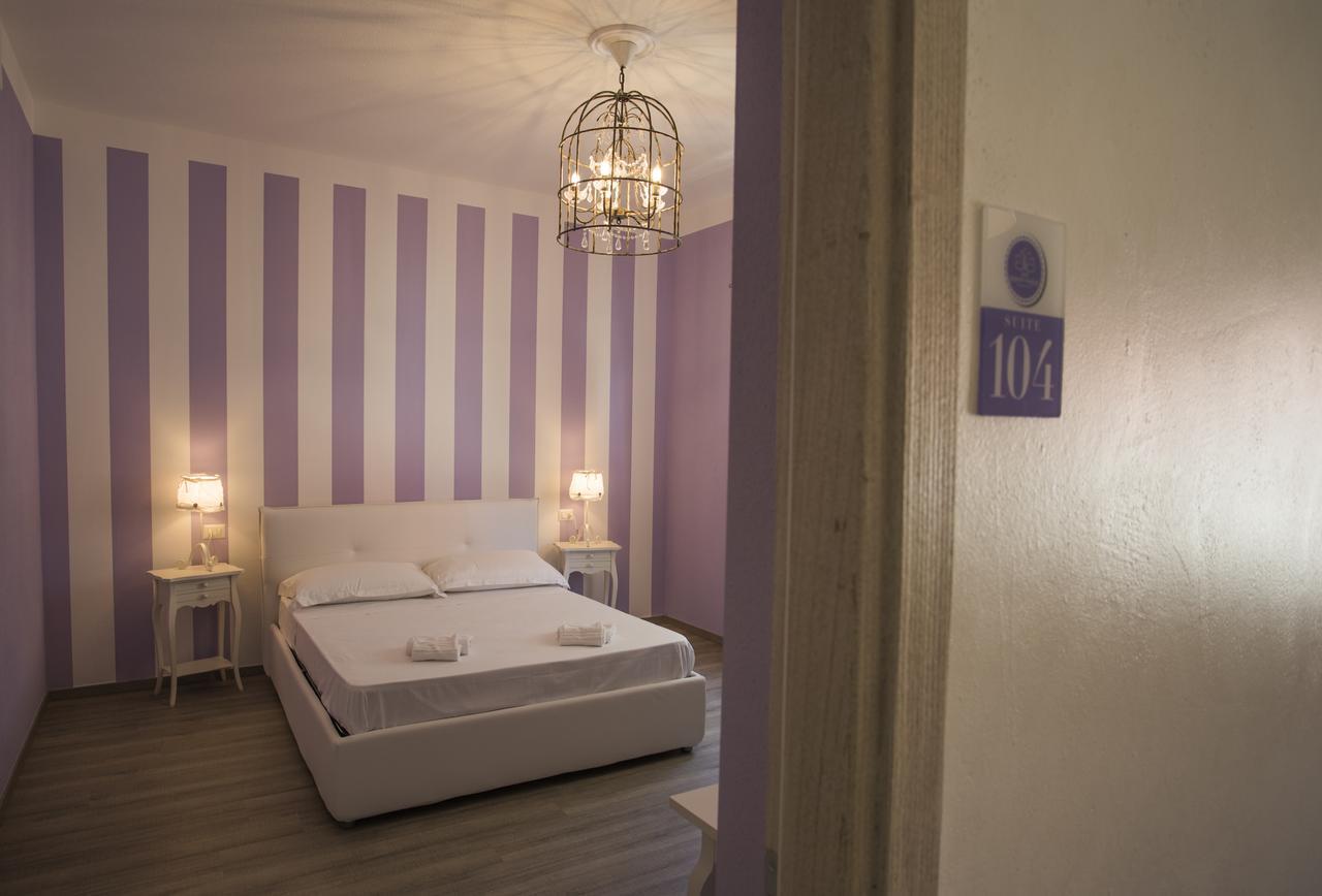 Les Suites Magnolia Όλμπια Εξωτερικό φωτογραφία